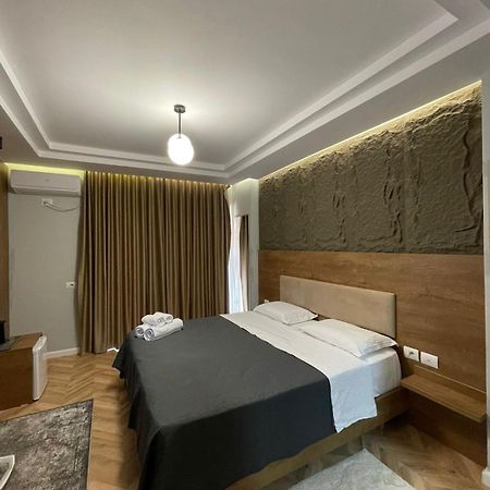 Your Apart Hotel Tirana Exterior foto